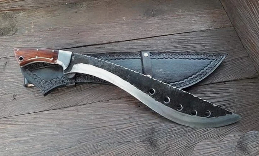 MACHETE SWORD WOODEN HANDLE