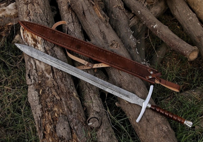 Hand Forged Viking Damascus steel sword