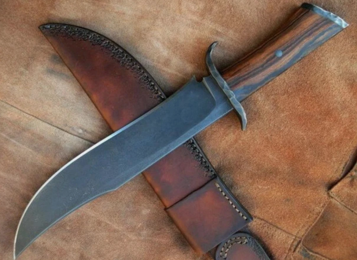 STEEL BLADE HUNTING BOWIE KNIFE