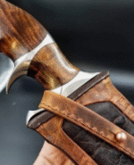 DAMASCUS STEEL HUNTING KNIFE