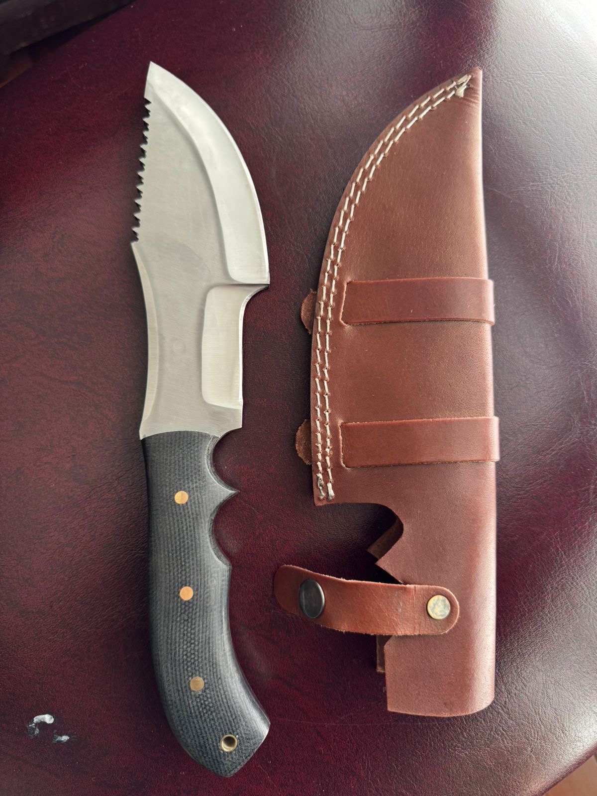 tracker knife