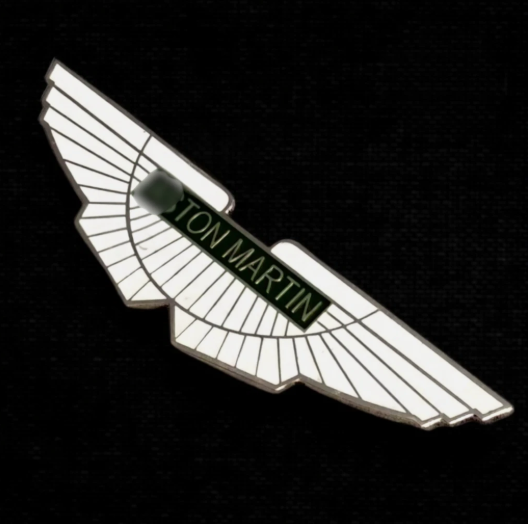 Vantage wings badge