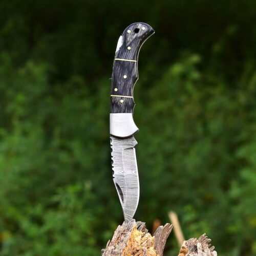 folding knife